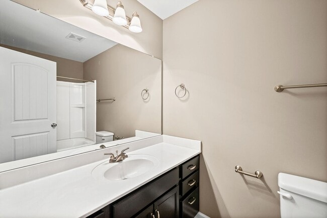 373 Sam Houston Cir in Clarksville, TN - Building Photo - Building Photo