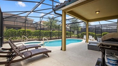 5266 Wildwood Wy in Davenport, FL - Foto de edificio - Building Photo