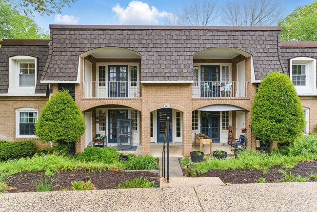 property at 5905 Bayshire Rd