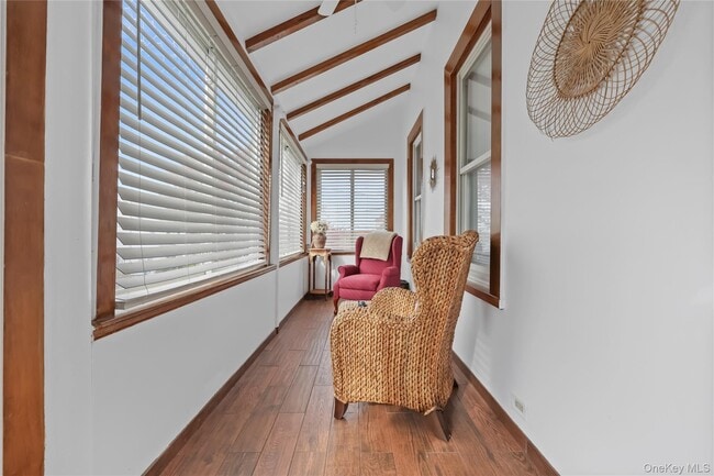 29 Brookridge Ave in Eastchester, NY - Building Photo - Building Photo