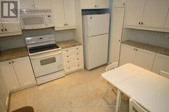 70 English Ivyway in Toronto, ON - Building Photo - Building Photo