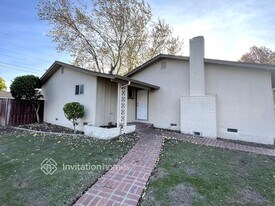 242 College Ave in Vallejo, CA - Building Photo