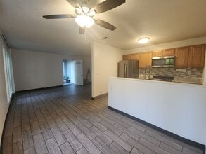 1305 Grant St in Red Bluff, CA - Building Photo - Building Photo