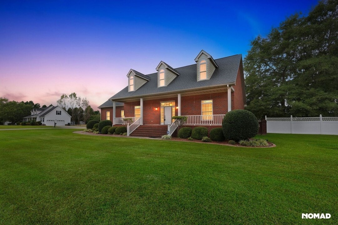 401 Adler Ln in Goldsboro, NC - Building Photo