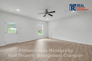 460 Maides Ave in Wilmington, NC - Building Photo