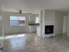 8112 Major Cir in Huntington Beach, CA - Building Photo - Building Photo