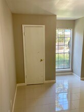 2625 Marilee Ln in Houston, TX - Building Photo - Building Photo