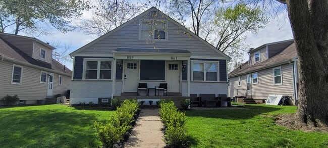 property at 861 Palmer Rd