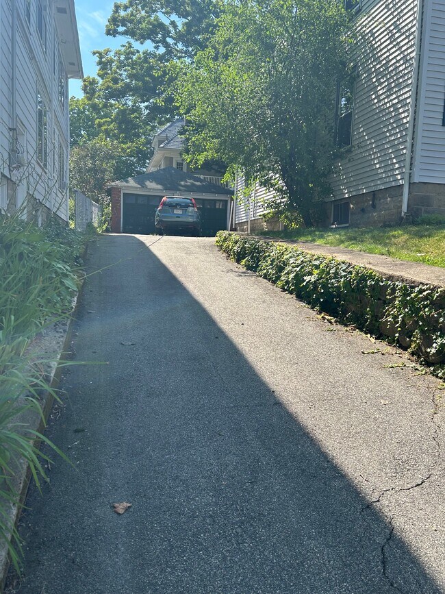 43 Pequossette St, Unit 1 in Watertown, MA - Building Photo - Building Photo