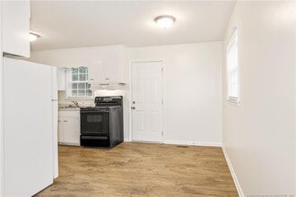 816 Pilot Ave in Fayetteville, NC - Building Photo - Building Photo