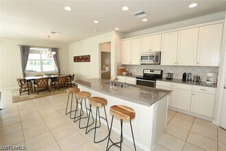 8484 Benelli Ct in Naples, FL - Building Photo - Building Photo