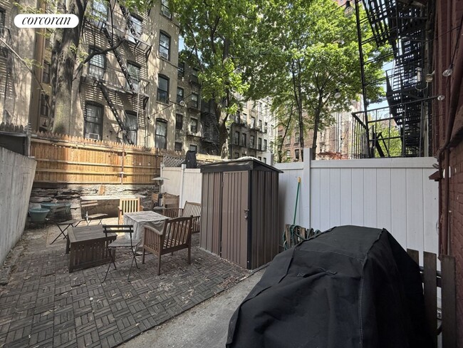 property at 517 E 81st St