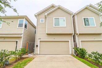 2307 Clementine St in Houston, TX - Building Photo - Building Photo