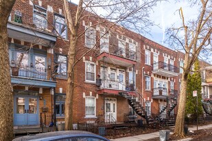 4706-4714 Des Érables Av in Montréal, QC - Building Photo