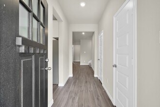 3346 Torrey Pines Dr in Montgomery, TX - Building Photo - Building Photo