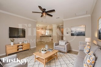 11327 Sweetgrass Dr in Bradenton, FL - Foto de edificio - Building Photo