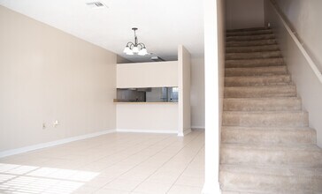 7091 Perkins Place Ct, Unit 7091 in Baton Rouge, LA - Building Photo - Building Photo