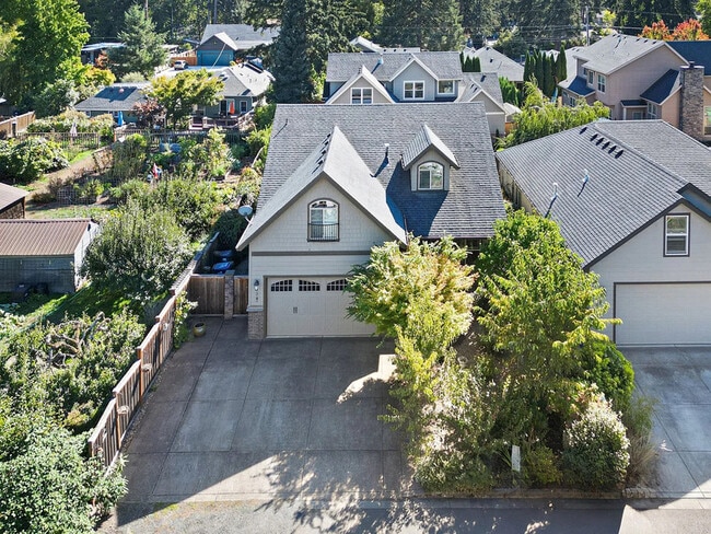 1633 Chasa St in Eugene, OR - Building Photo - Building Photo