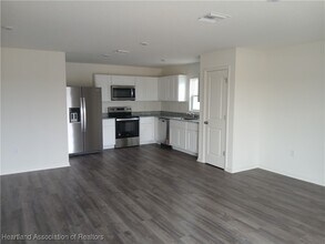 1301 Stone Ridge Cir in Sebring, FL - Building Photo - Building Photo