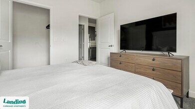 11010 Northlake Landing Dr, Unit 3-305 in Charlotte, NC - Building Photo - Building Photo