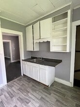 32-34 Diringer Pl-Unit -Unit 1 in Rochester, NY - Building Photo - Building Photo