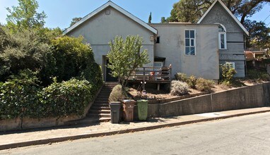 1405 San Anselmo Ave in San Anselmo, CA - Foto de edificio - Building Photo