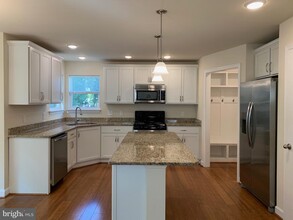 10308 Bluebird Ct in Spotsylvania, VA - Building Photo - Building Photo