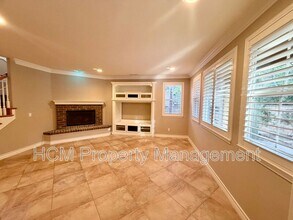 114 Tearose in Irvine, CA - Building Photo - Building Photo