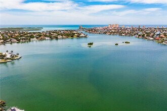 601 S Barfield Dr in Marco Island, FL - Building Photo - Building Photo