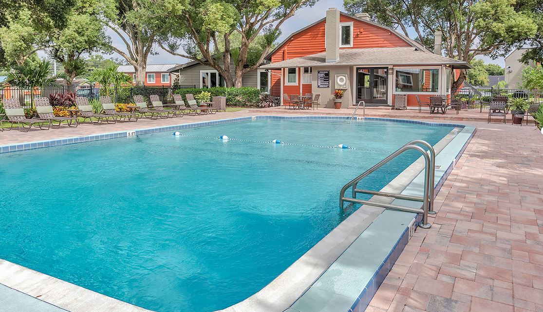 2323 S Bumby Ave in Orlando, FL - Building Photo