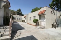 1616 Crown Hill Ave in Los Angeles, CA - Foto de edificio - Building Photo