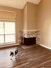 8439 Sands Point Dr, Unit Golf course condo in Houston, TX - Building Photo - Building Photo