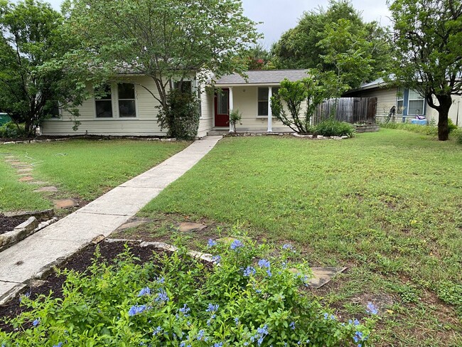 property at 209 Wellesley Blvd