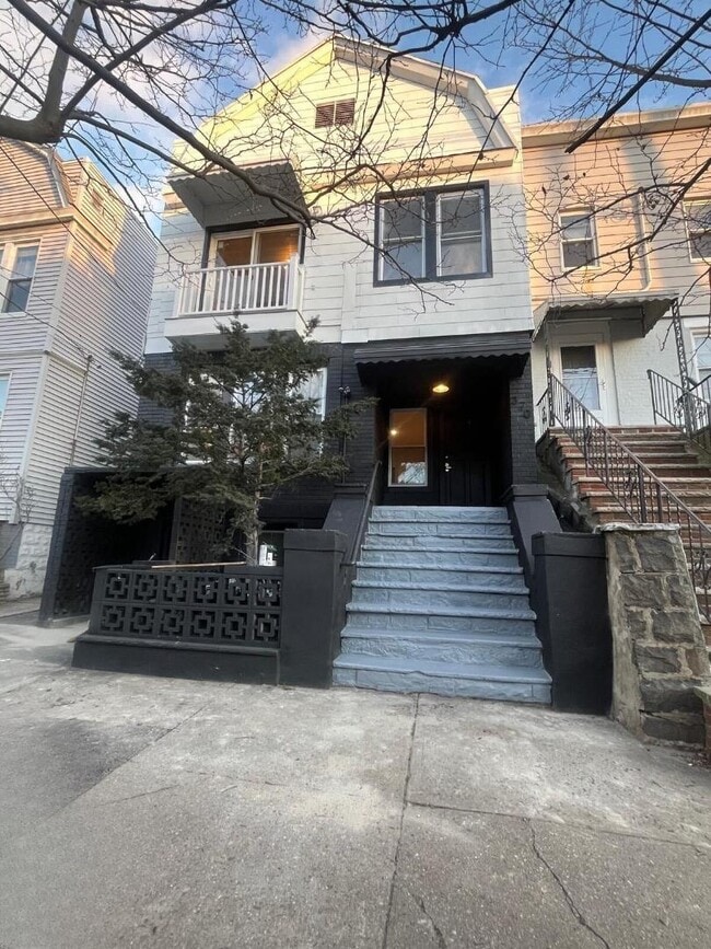 property at 370 Liberty Ave