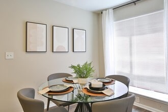 ARIUM Citrus Run in Sarasota, FL - Building Photo - Building Photo