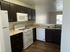 4430 E Van Buren Ave in Las Vegas, NV - Building Photo - Building Photo
