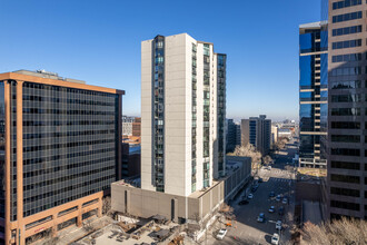 Windsor Condominiums in Denver, CO - Building Photo - Building Photo