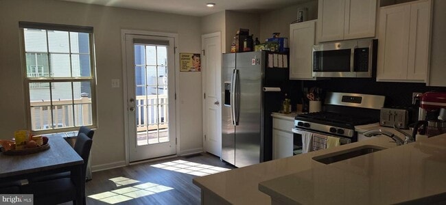 19713 Preservation Mews in Montgomery Village, MD - Building Photo - Building Photo