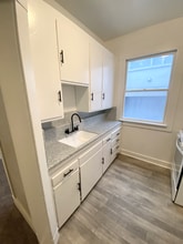 1228 N St in Sacramento, CA - Building Photo - Building Photo