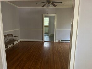 11 Springdale Ct, Unit A in Greensboro, NC - Building Photo - Building Photo