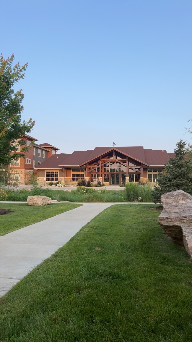 Timber Valley Apartments in Verona, WI - Foto de edificio - Building Photo