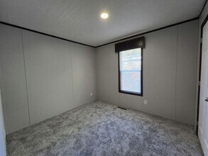 157 Anthony Dr in Lakeville, MN - Building Photo - Building Photo