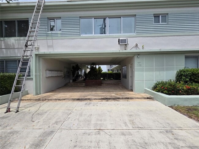 property at 2250 Bay Dr