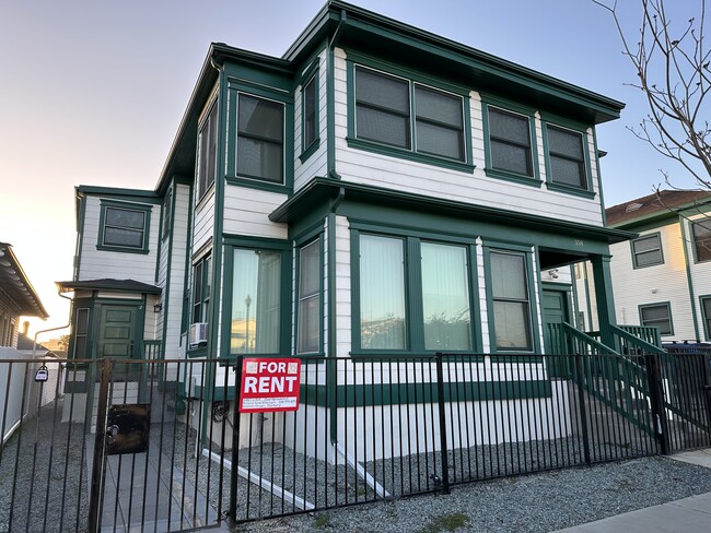 358 22nd St, Unit 2 in San Diego, CA - Building Photo - Building Photo