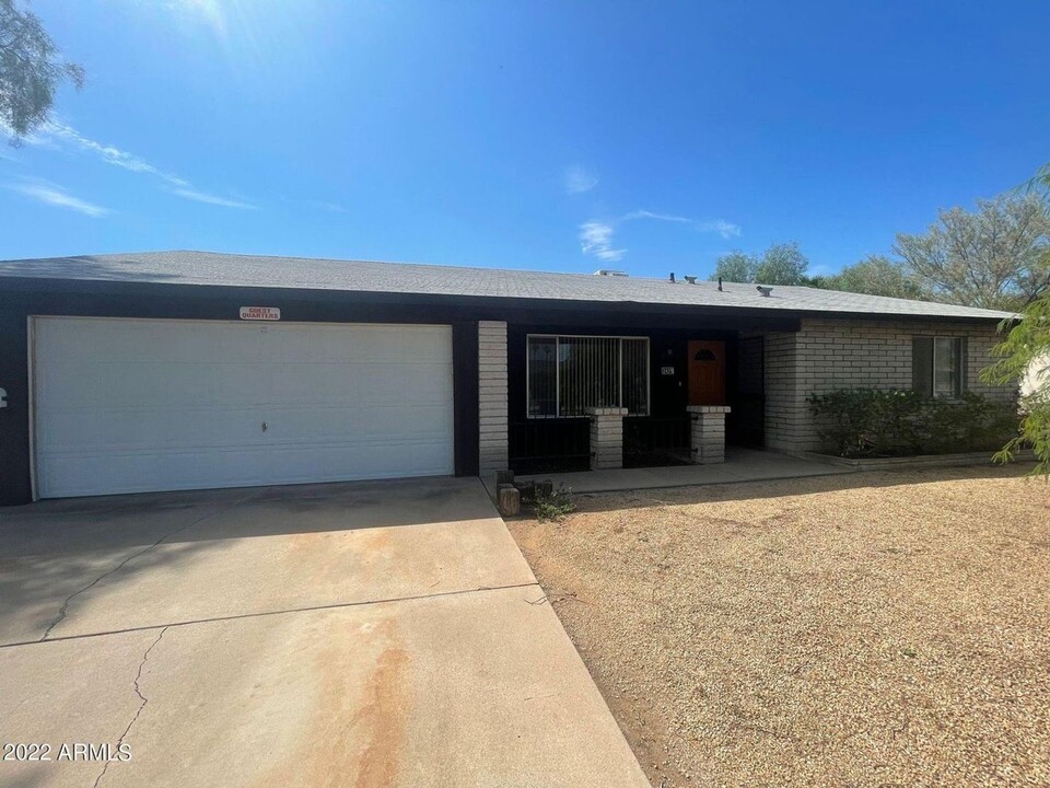 3429 E Lupine Ave in Phoenix, AZ - Building Photo