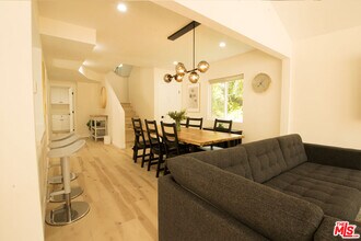 9042 Phyllis Ave in West Hollywood, CA - Building Photo - Building Photo