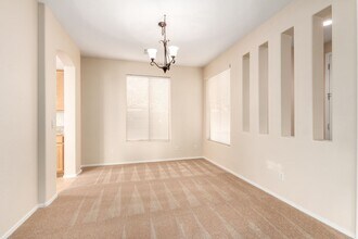6820 S Birdie Way in Gilbert, AZ - Building Photo - Building Photo