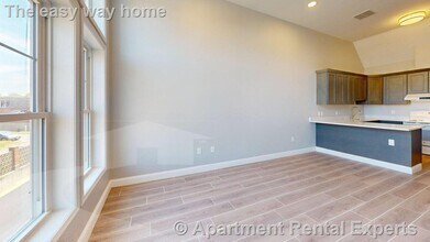 51 Hill Rd, Unit #703 in Belmont, MA - Foto de edificio - Building Photo