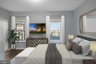 1830 Green St, Unit 3F in Philadelphia, PA - Foto de edificio - Building Photo