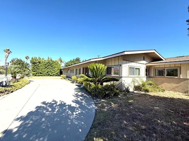 property at 12662 Kona Ln